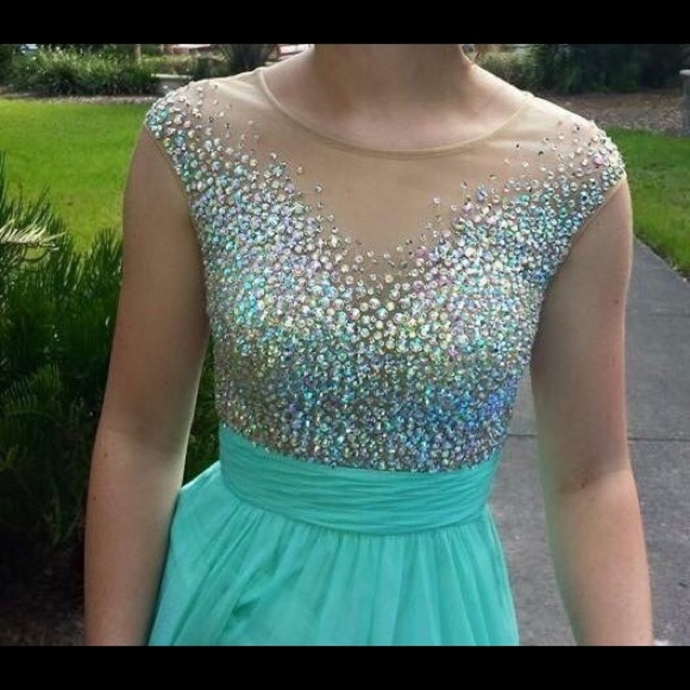 David’s Bridal Formal Dress - Picture 2 of 2